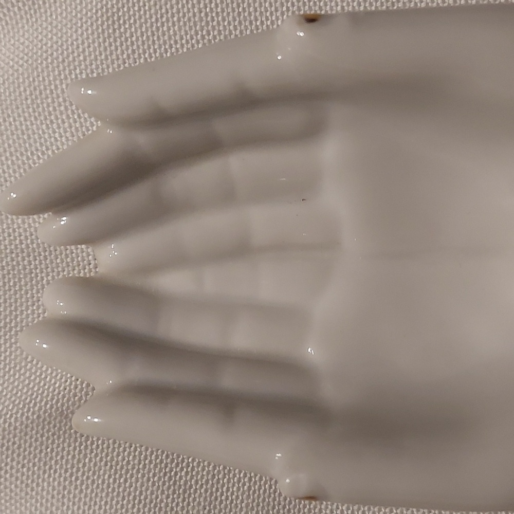 Vintage 1950/60s Small Porcelain Hand FINAL - Picture 5 of 9